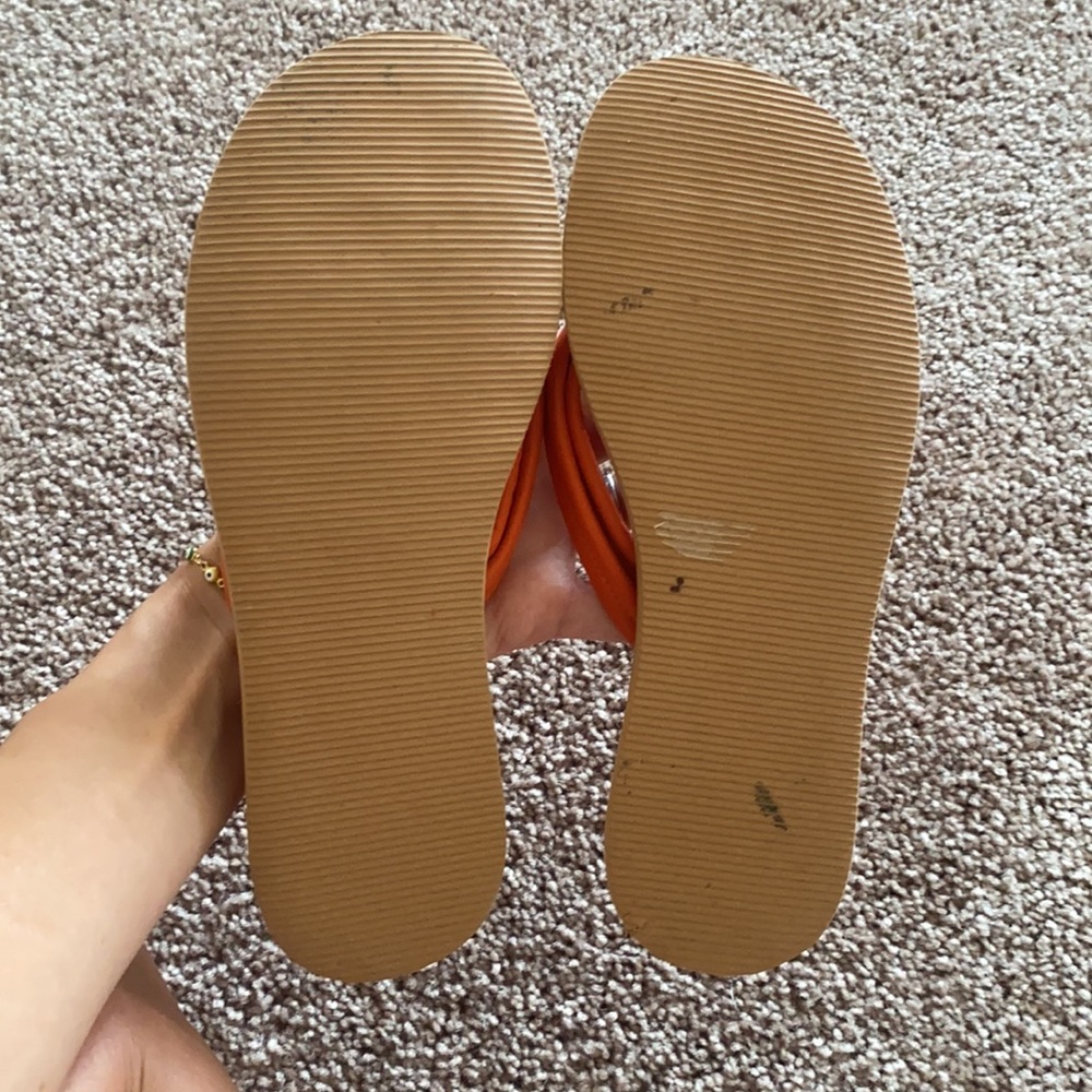 Women’s flip flops like new - Picture 2 of 3